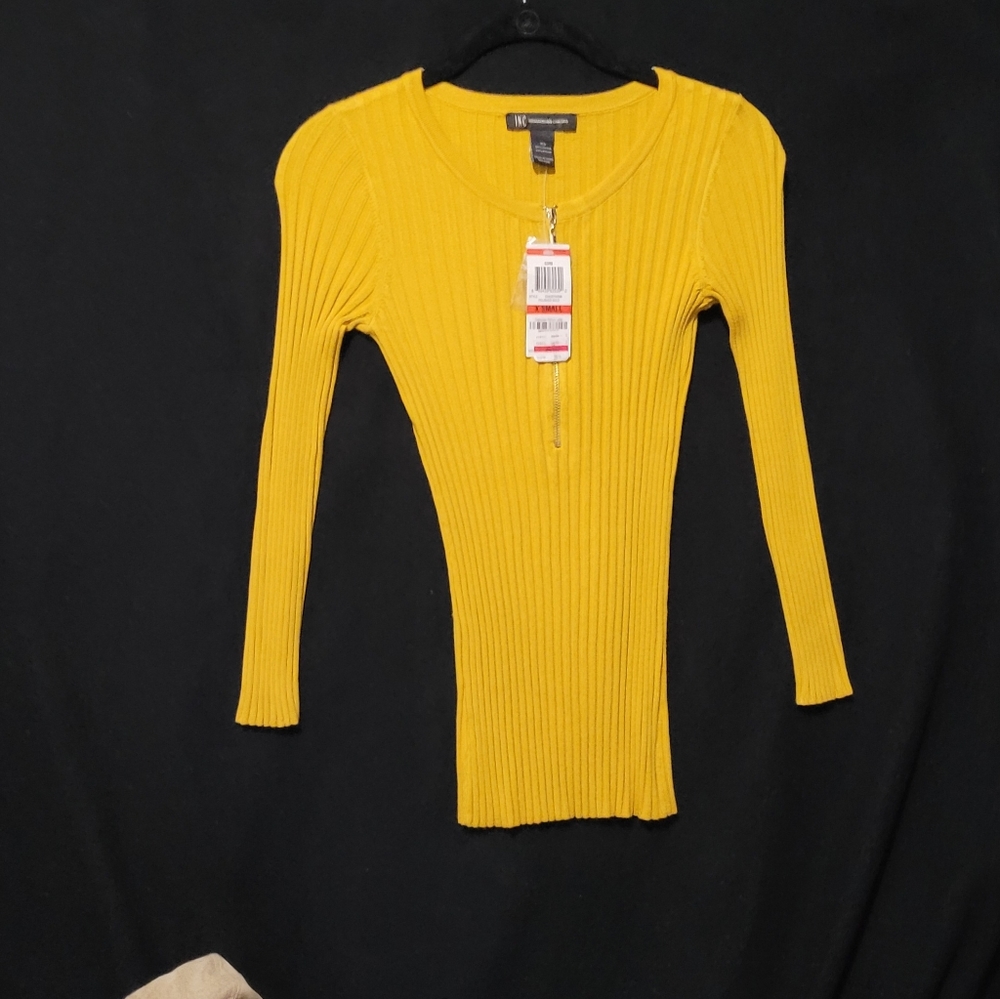 INC.- Fitted ribbed zip up Sweater-extra Small-new with tags